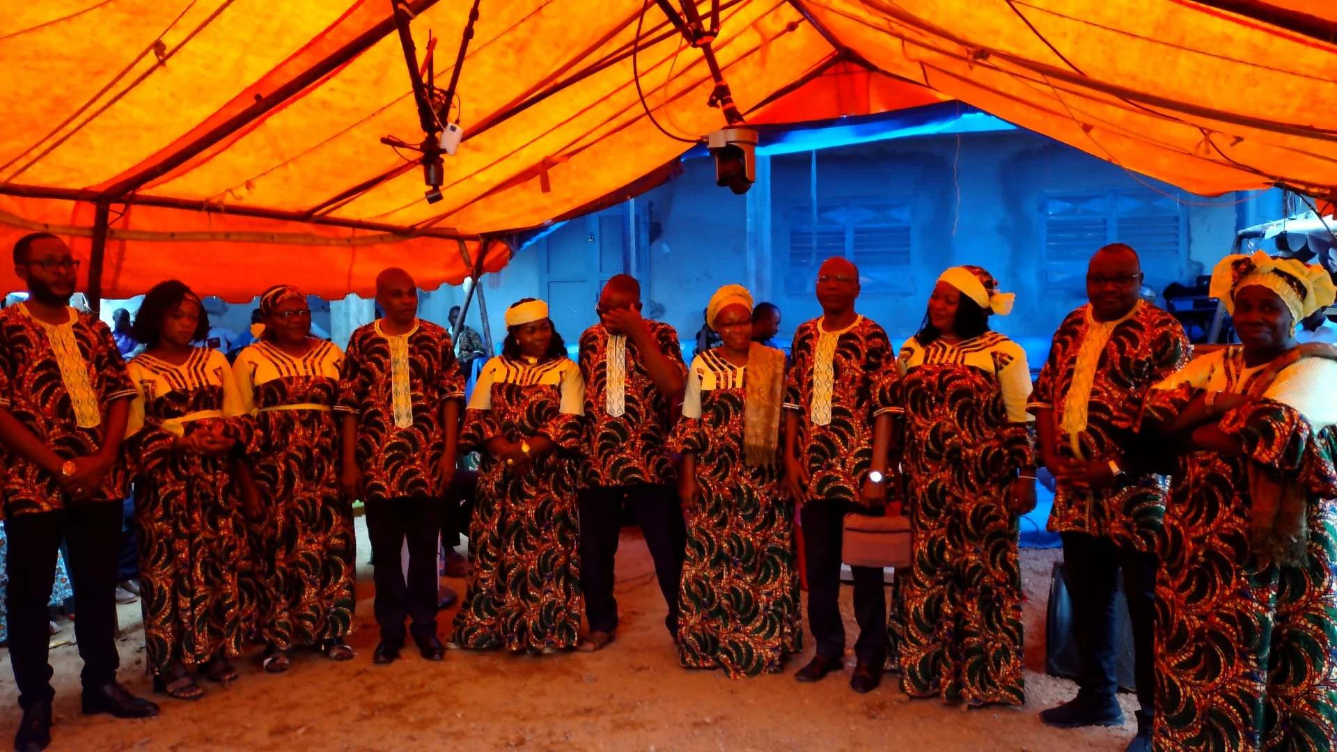 on célébre notre réconciliation avec joie
